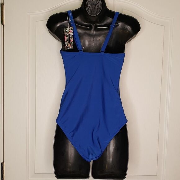 Swimsuit  One Piece - Picture 4 of 6